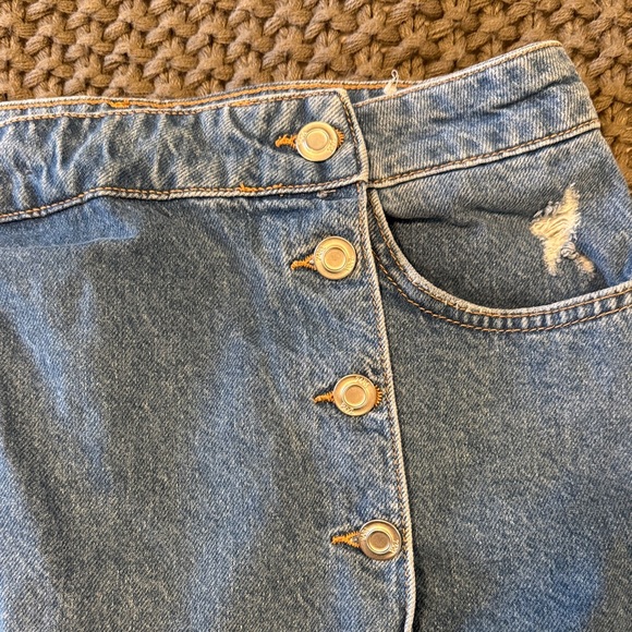 Zara Denim Button-Up Skort - Picture 3 of 5